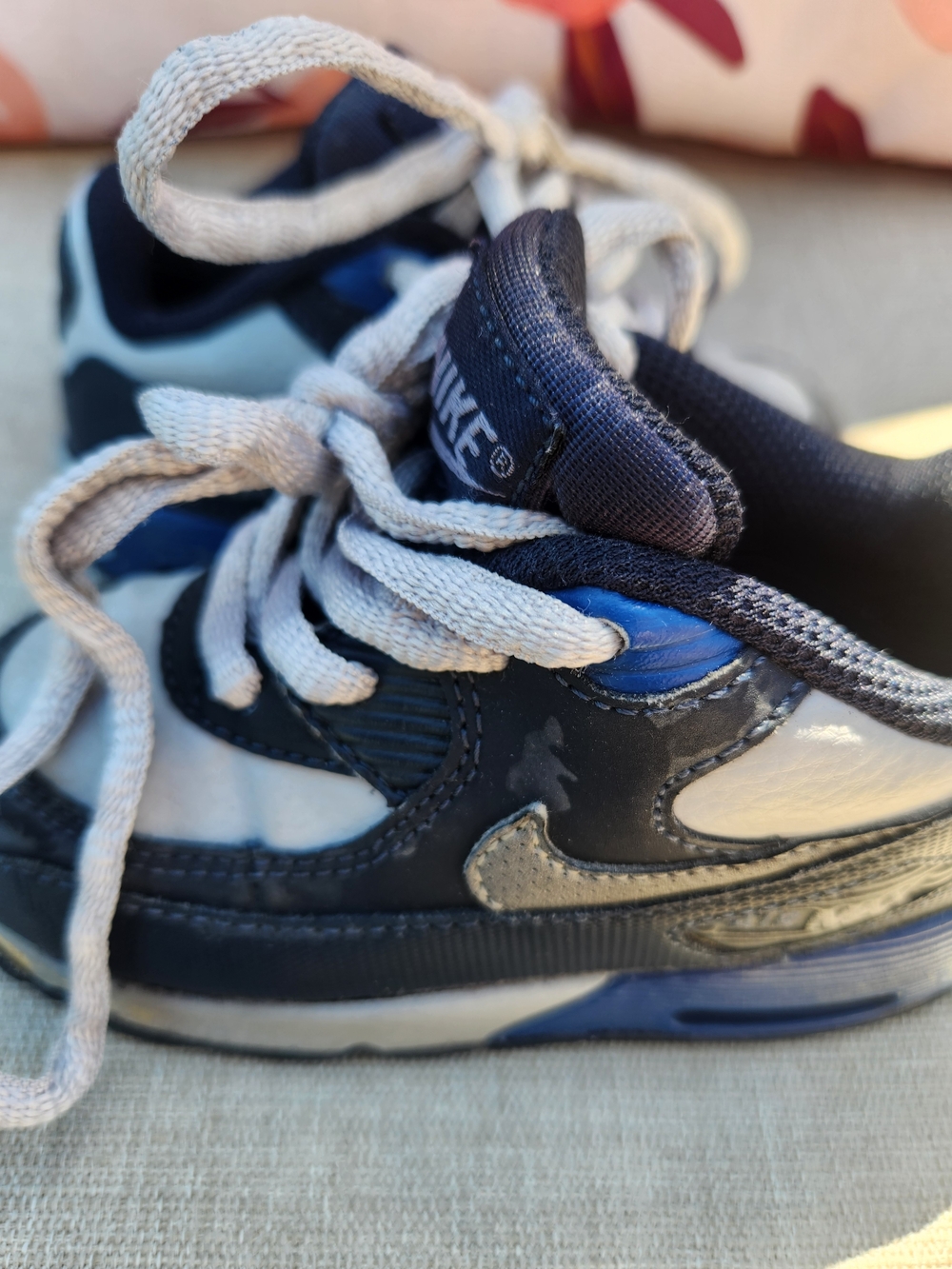 Nike Air Max Toddlers Navy, Blue & Gray Sneaker GUC Size 7C